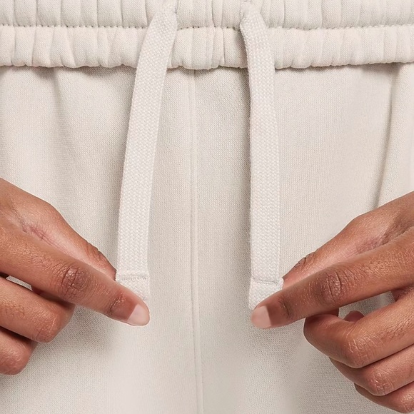 Nike Cream and Yellow Joggers with Elastic Waistband - Picture 3 of 7